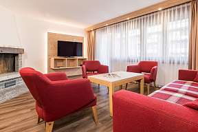 Wohnzimmer 2 Bad im 4-Bett Zimmer