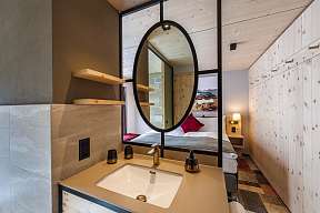 Arve1Bad Familienzimmer