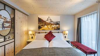 Rooms in the main building